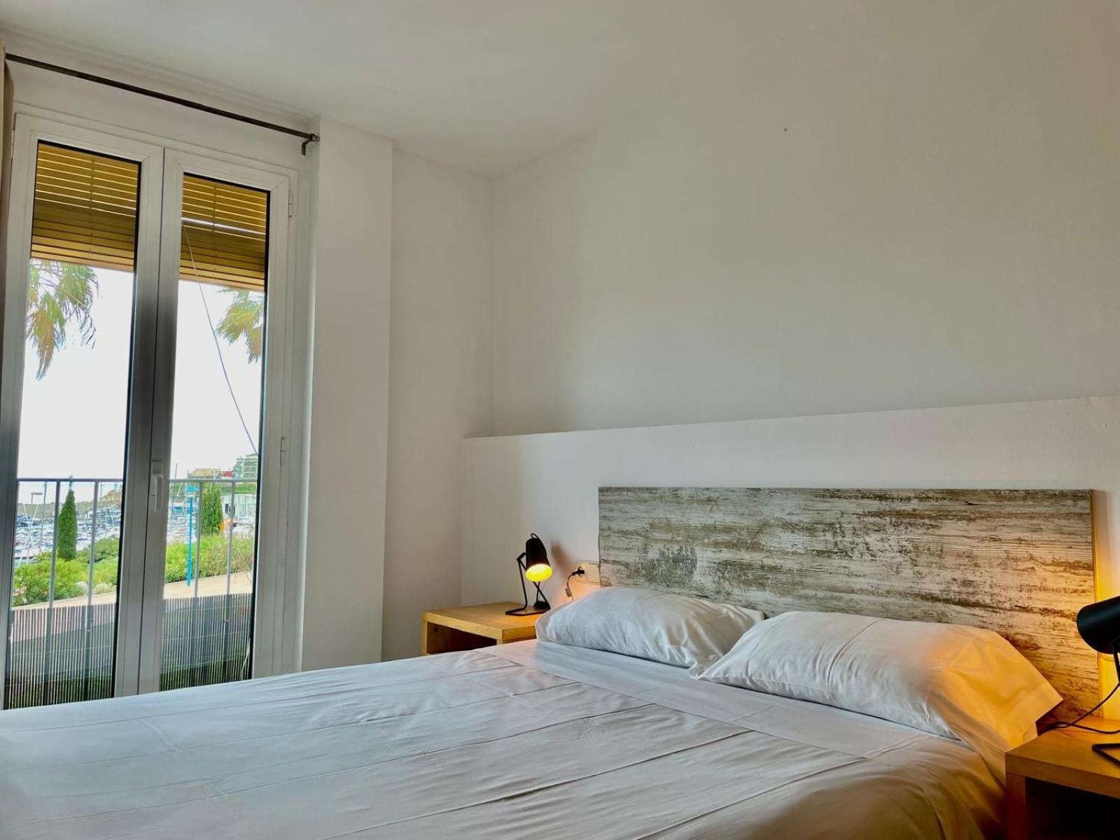 Apartamentos Port Marina 帕拉莫斯 外观 照片